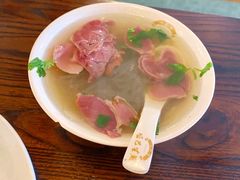 牛肉粉丝汤-哑巴生煎(临顿路店)