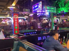 -路边边.炒菜烧烤.音乐餐厅(良乡长虹店)