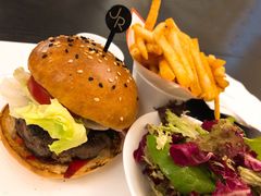 -Salon de The de Joel Robuchon(外滩18号店)