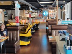 大堂-e+粉店(康王北路店)