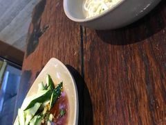 -亮亮面馆(经六路店)