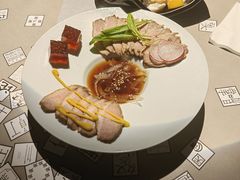 -穹六人间 people 6(岳阳路店)