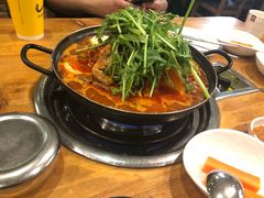 -喇喇排骨火锅·传统韩式脊骨汤(望京西园总店)