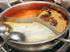 -周师兄大刀腰片火锅(洪崖洞旗舰店)