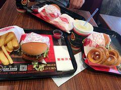 -FATBURGER 特富客汉堡(外交公寓店)
