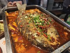 -老街烧烤大排档·地道湖北菜·龙虾馆(汉口火车站店)