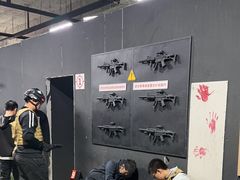 -兵魂·室内真人CS枪战俱乐部·团建·军事轰趴馆