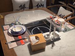 -尚尚仙·酸汤猪手·猪肚鸡火锅(华联万柳购物中心店)