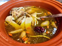 -有红鸡毛店·川菜(建设路店)