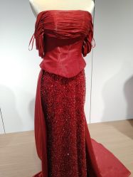 点击看大图 -艾拉·女王婚纱礼服馆