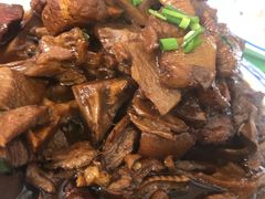 笋干烧肉-宜城私房菜.臭鳜鱼(九华新街店)