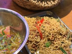 -喝丢一只鞋海鲜烧烤·海肠捞饭(市场店)
