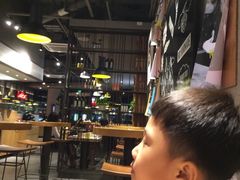 -乐凯撒披萨(东方新世界店)