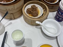 -万龙洲海鲜(大兴绿地缤纷城店)