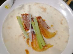 -三人行骨头王火锅(长寿店)