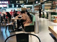 大堂-食通天美食广场(华润万象城店)