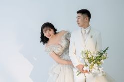 -雪中彩影婚纱摄影·微光艺术中心