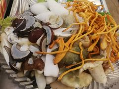 -野菌园·野生菌火锅首创第一家(关兴路总店)