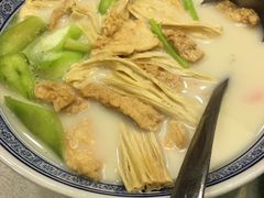 鱼汤腐竹-客家汇·客家传承菜(水库店)