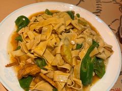 -小吴先生的店·东北烧烤(林科大店)