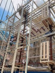 -PIPIKINGDOM皮皮王国欢乐号(欢乐海岸购物中心店)