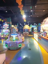-探奇乐园蹦床公园(日月广场店)