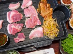 -Dombe豚(黑猪肉街店)