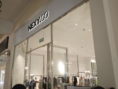 -王府井奥莱临潼小镇(临潼店)