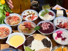 -卤校长重庆火锅(银泰城店)