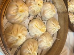 -馋三尺蟹粉小笼(人民广场店)