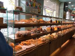 面包甜点陈列柜-新侨三宝乐面包店(崇文门店)