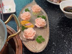 -得意咚瓜·顺德鱼生·冬瓜火锅(深圳首店)