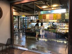 -莓园冰淇淋店