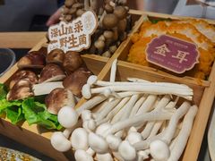 -廖掌柜·重庆鲜货火锅(上海首店)
