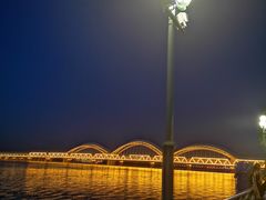 -人民防洪胜利纪念塔