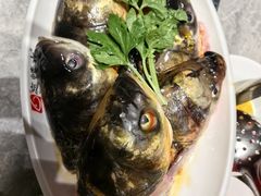-忘情水鱼头·鲜鱼火锅(滨江中路店)