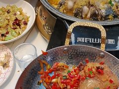 -阿瓦山寨·湘菜现炒·剁椒鱼头王(咸阳总店)
