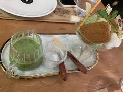 -Mark&Mars Restaurant