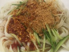 四合一酿皮-金记 酿皮·煲烧饭(万博店)