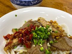 -牛八宝桂林米粉(八里庄店)