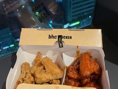 -BHC炸鸡(明洞总店)