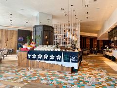 -松咖啡自助餐厅·松北香格里拉