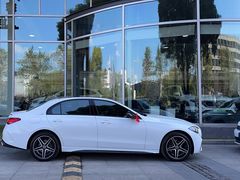 -上海星瀚奔驰4S店(红柳路店)