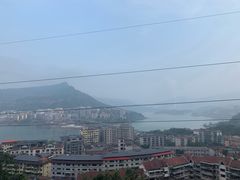 -三峡梯城