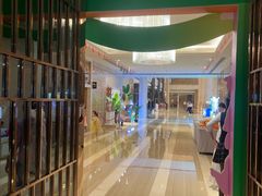 -广州万富希尔顿酒店·感趣自助餐厅·金秋蟹宴生蚝海鲜刺身