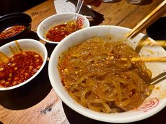 -万记麻辣烫国展总店