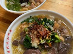 -文山荷鲜居(翠湖店)