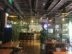 大堂-Geneva日内瓦餐厅(西郊宝成花苑店)