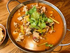 小米椒爱上蛙-半步颠·小酒馆·川菜(旗舰店)