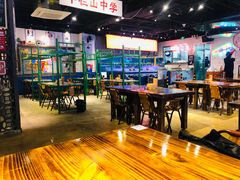 大堂-马路牙子地桌烤肉(工体店)